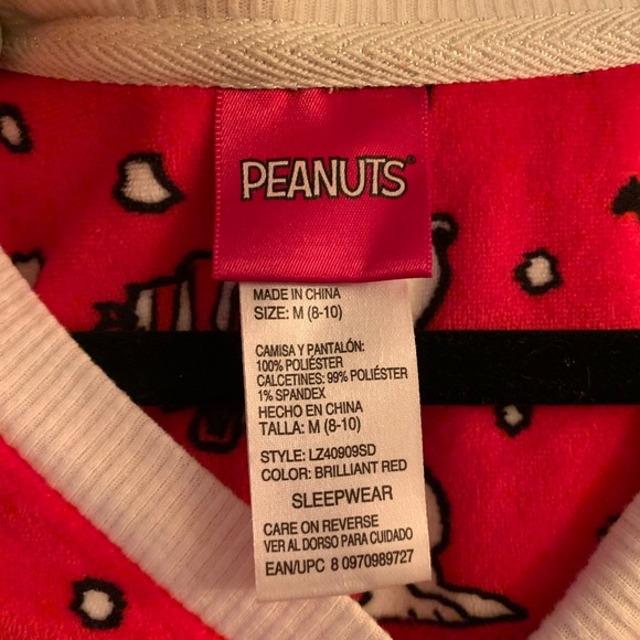 SNOOPY Pajamas - Picture 2 of 3